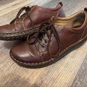 Born women’s shoes size 6